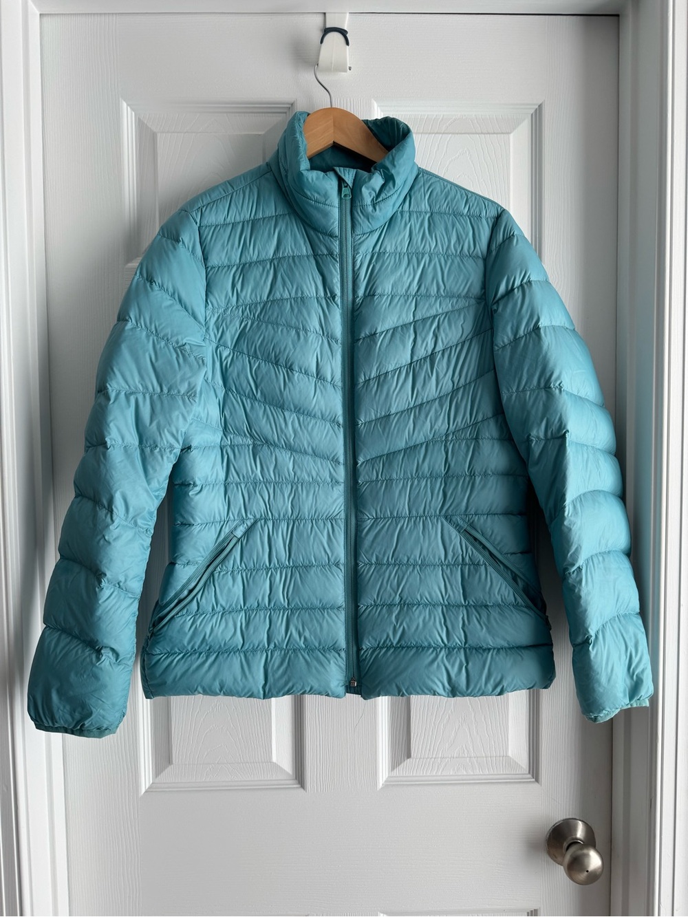 EUC Lands End Ultralight Down Puffer Jacket Packable Powder Blue Size M